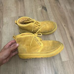 UGG Yellow Suede Lace Up Boots Sz 6